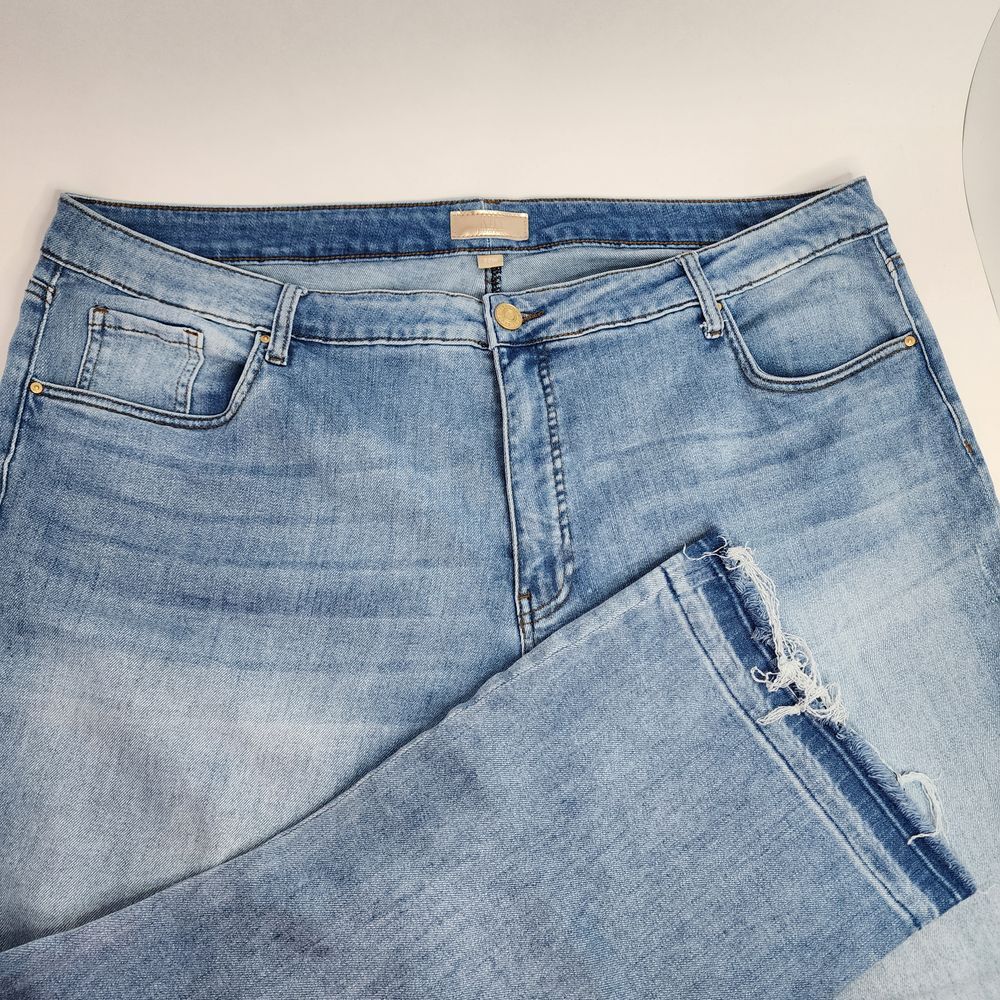 Kut From The Kloth Jeans Women's 22W Cropped Raw Hem Blue Denim